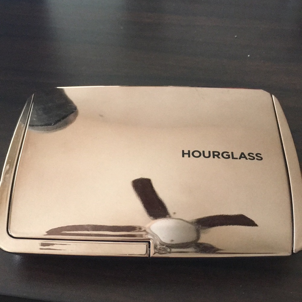 Hourglass Ambient Lighting Edit Palette